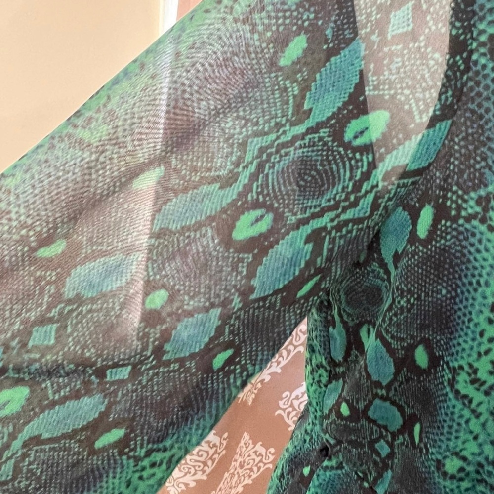 Dress - Picture 5 of 6